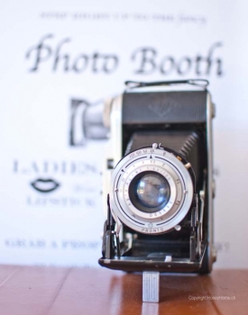 Alte Vintage-Kamera mieten