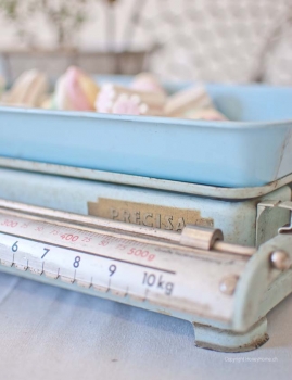 Preview: Alte Waage mieten 