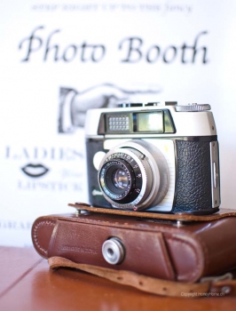 Preview: Alte Vintage-Kamera mieten