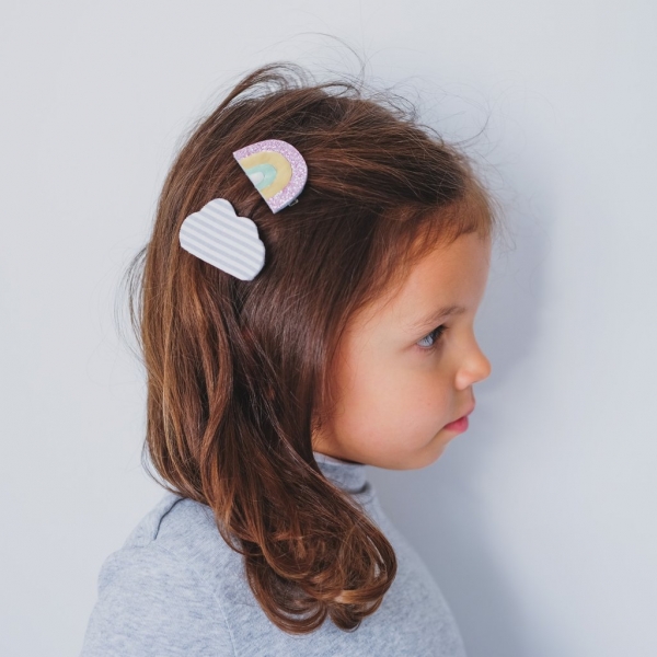 Kind mit braunem Haar