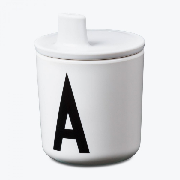 Becher mit Deckel