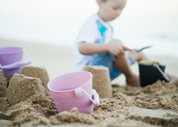 Kinder am Strand