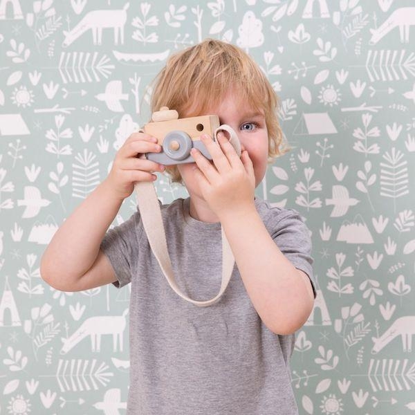Kind mit Camera