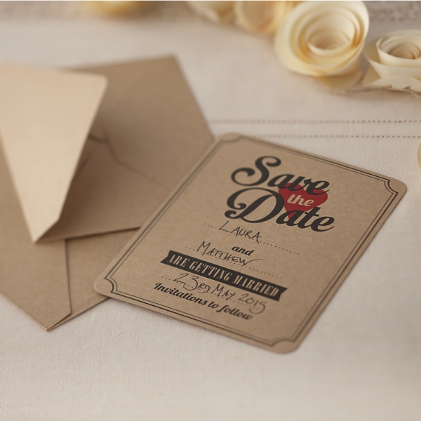 "Save the date" Karten aus Kraftpapier